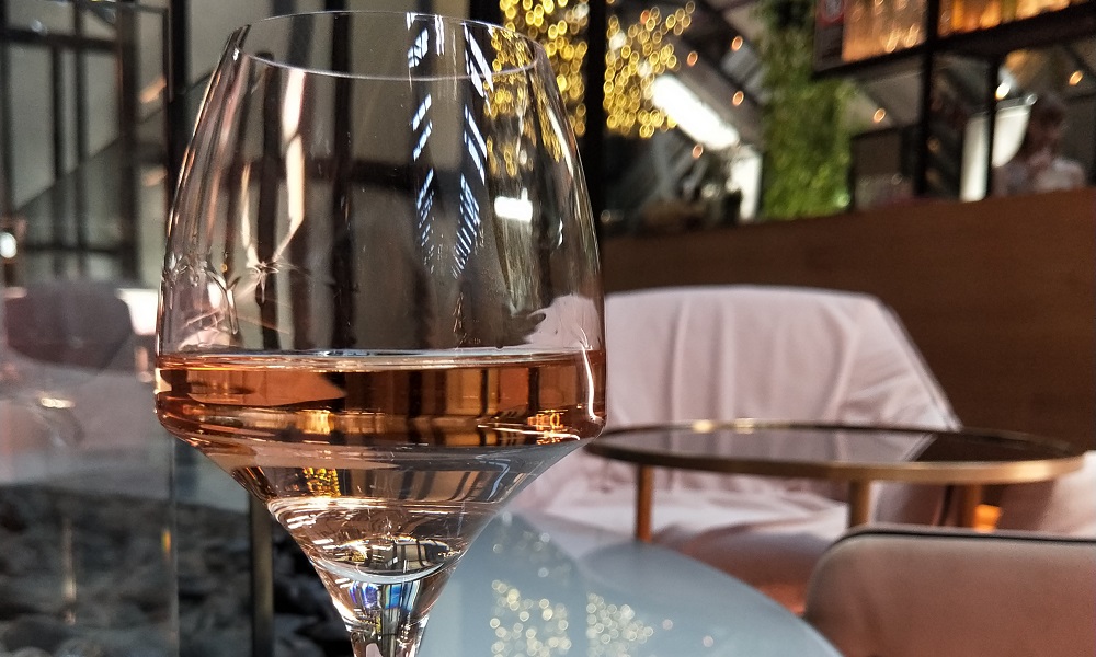 rosé wine in glass